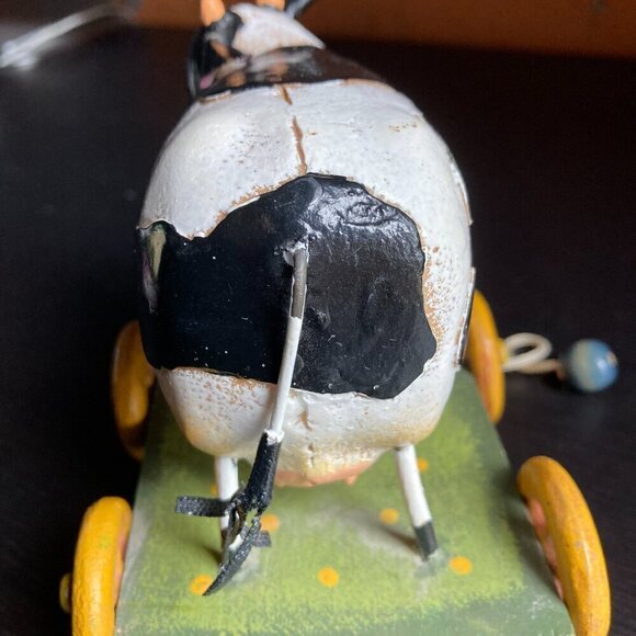 Vintage METAL COLLECTABLE  COW ON wheels by innovation "MES AMIS" COW PULL TOY - Picture 11 of 15